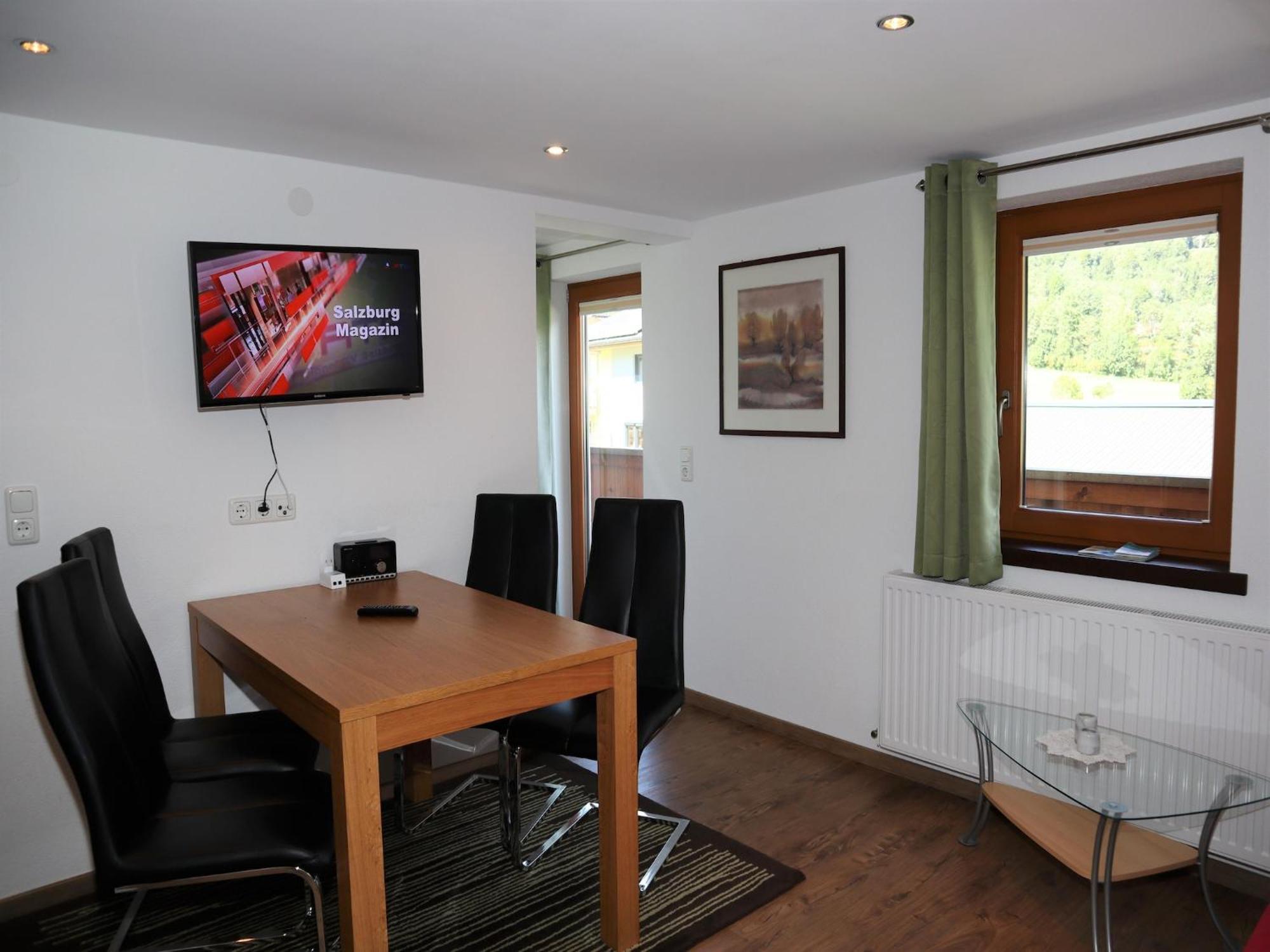 Flat In Krimml With A Balcony Apartment Екстериор снимка