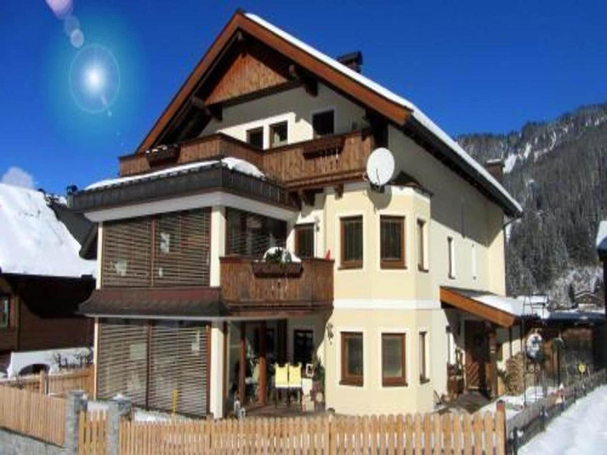 Flat In Krimml With A Balcony Apartment Екстериор снимка