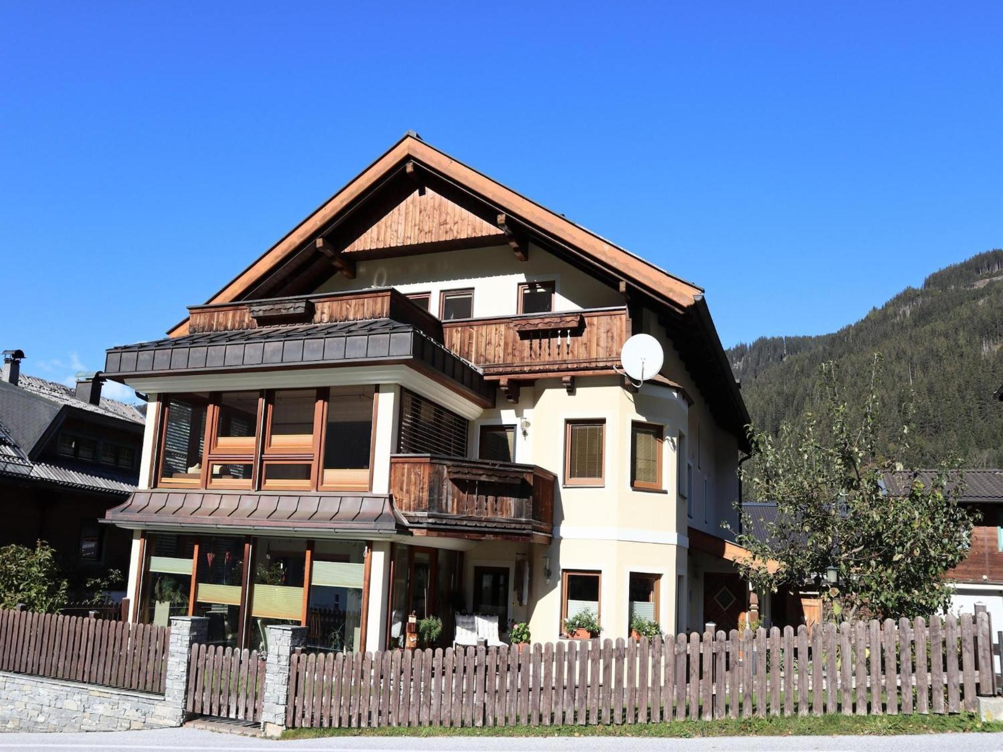 Flat In Krimml With A Balcony Apartment Екстериор снимка
