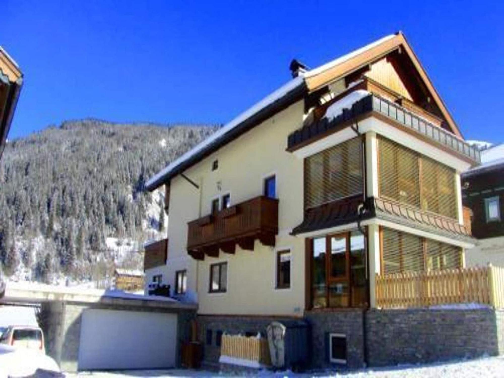 Flat In Krimml With A Balcony Apartment Екстериор снимка