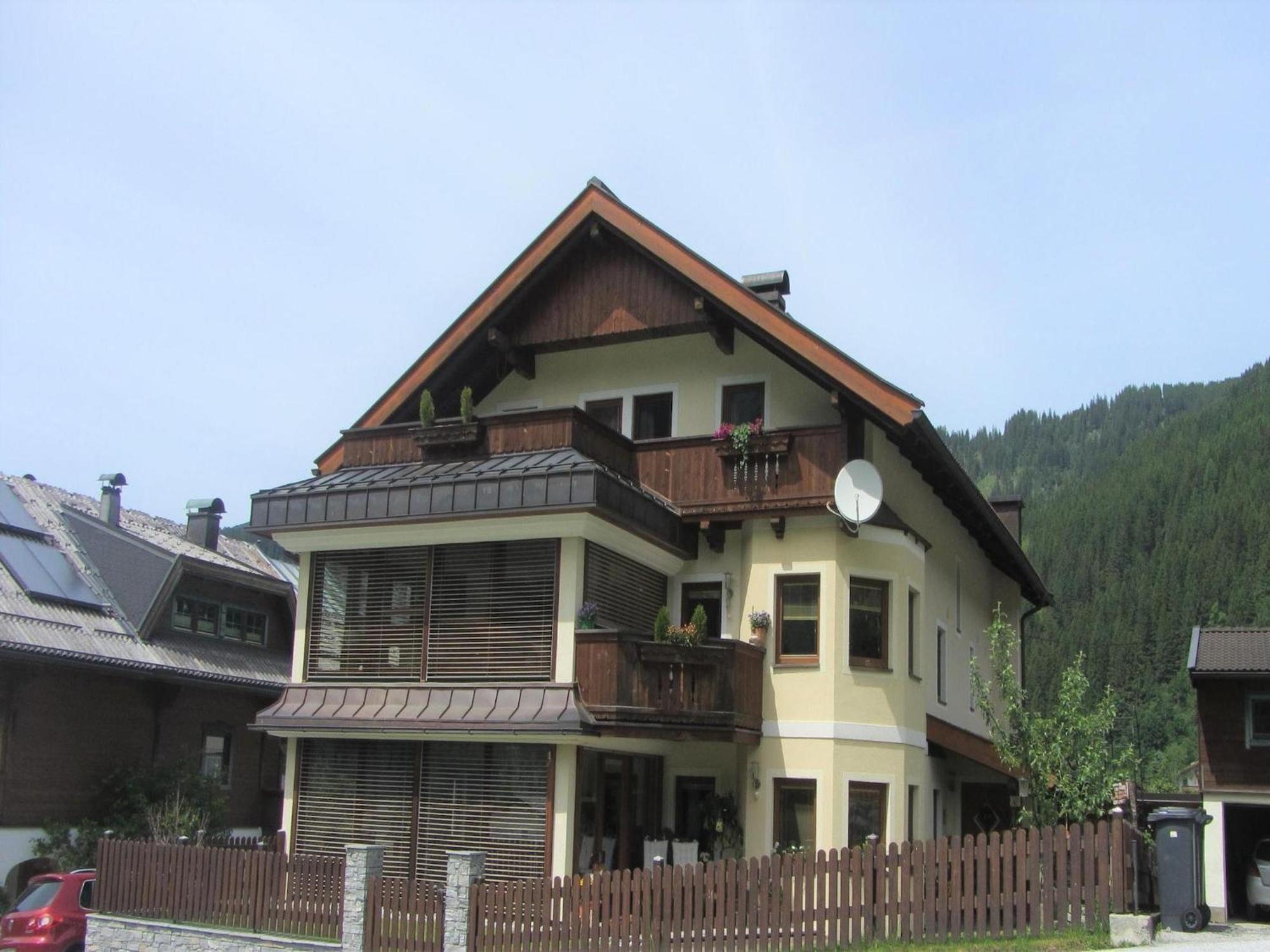 Flat In Krimml With A Balcony Apartment Екстериор снимка
